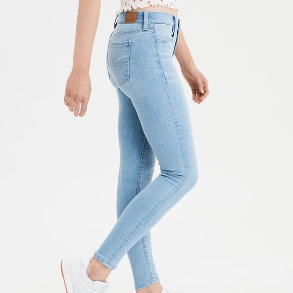 American Eagle - Low rise light wash jeans - Picture 2 of 6